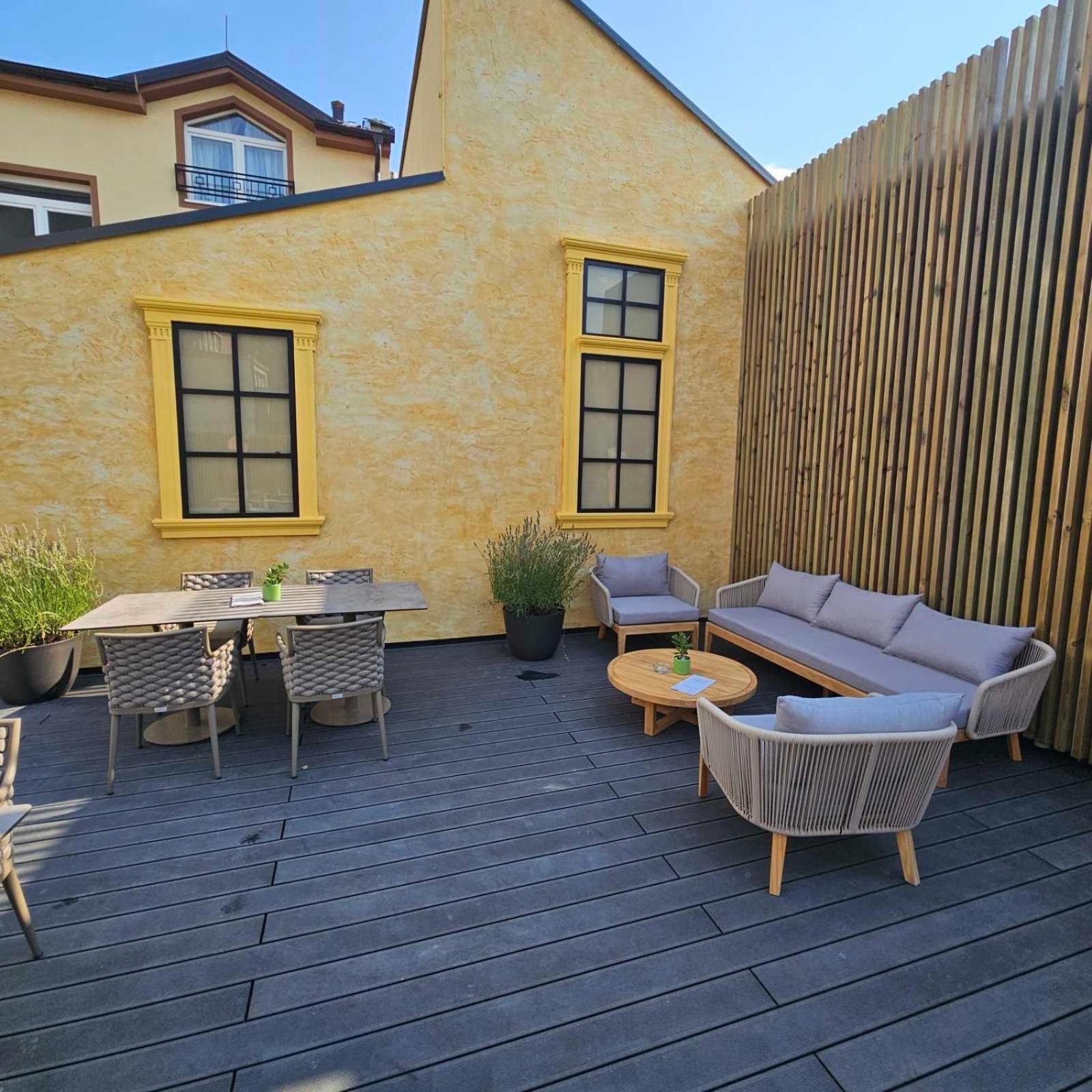 Santa Villa & Restaurant Сремска-Митровица Экстерьер фото